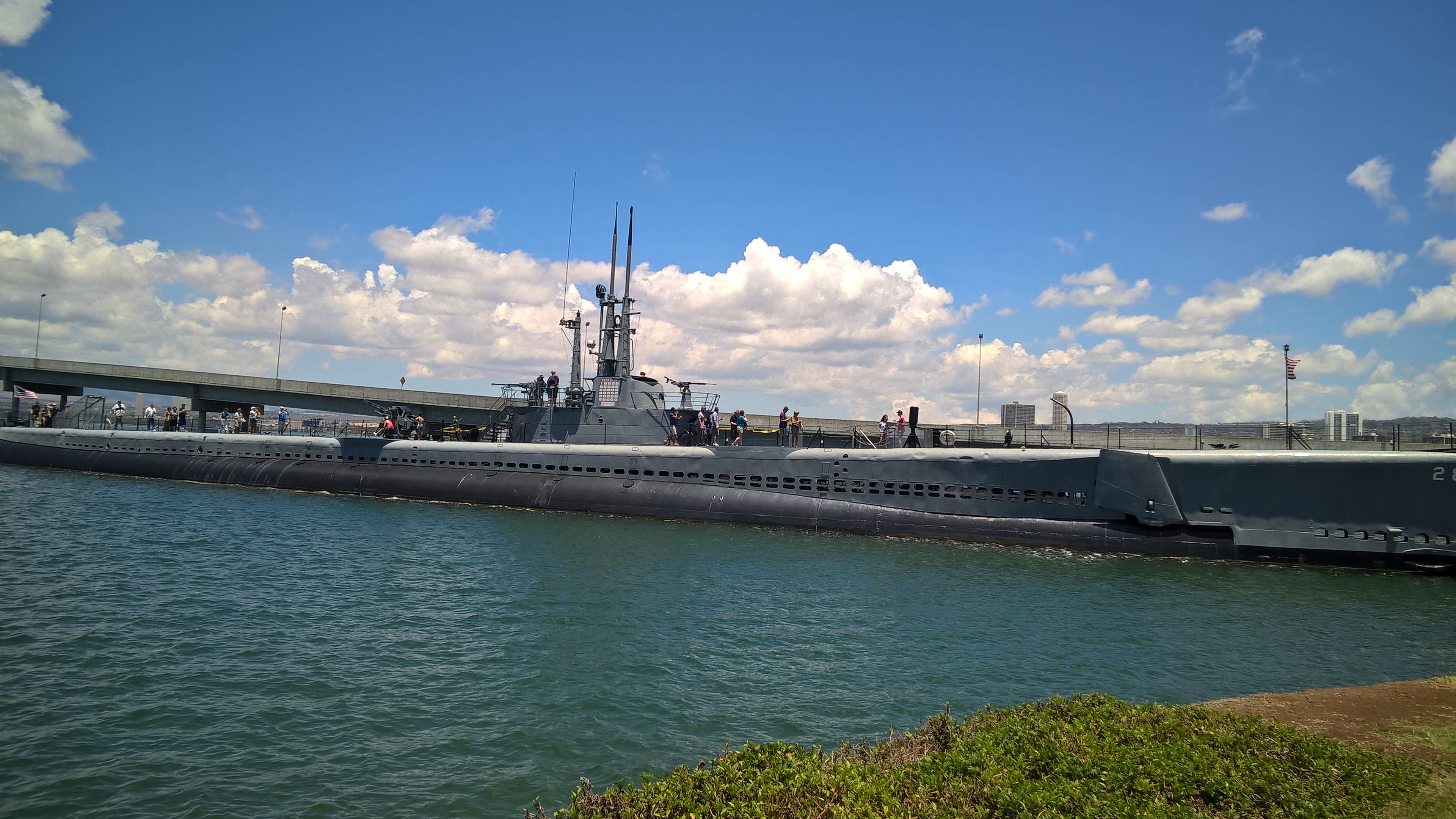 Es gibt mehrere Boote zu besichtigen: Hier das U-Boot USS Bowfin